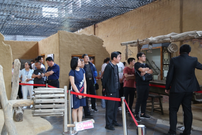 和林工会到武川县得胜沟开展主题党日活动 (4) 和林工会到武川县得胜沟开展主题党日活动 (4)