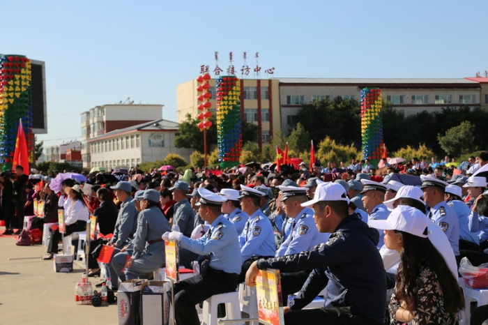 “礼赞新中国  奋进新时代”全县职工大合唱表演赛 (8)