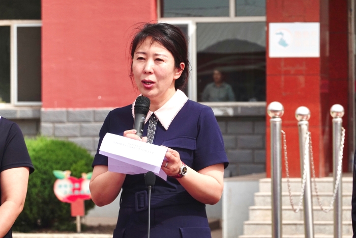旗政协副主席、总工会主席云钰琴讲话