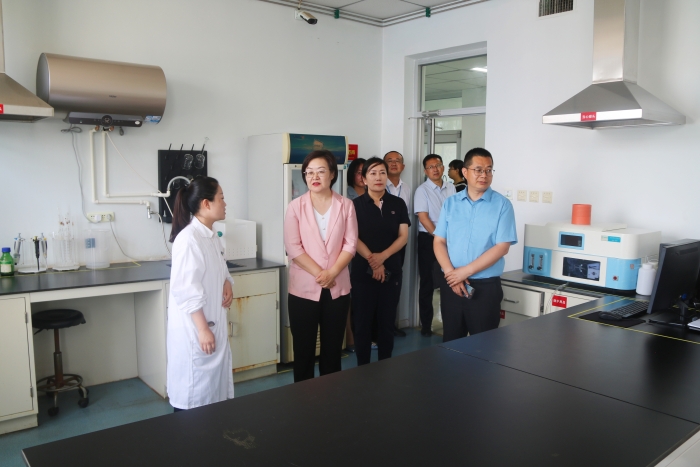 内蒙古牧泉元兴饲料有限责任公司1(1)